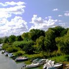 Questo   e uno  scorcio   del       fiume foglia nelle vicinanze del porto di Pesaro ..