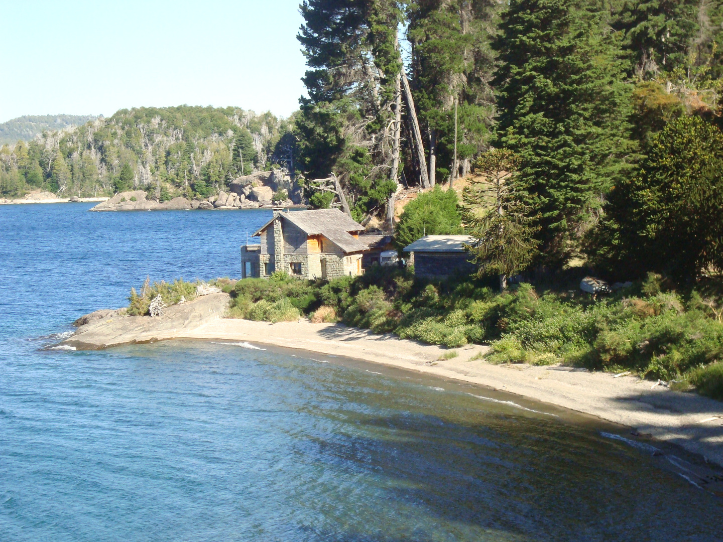 Quietud a orillas del lago.