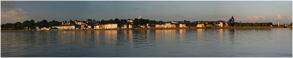 Quillebeuf sur Seine au lever du soleil