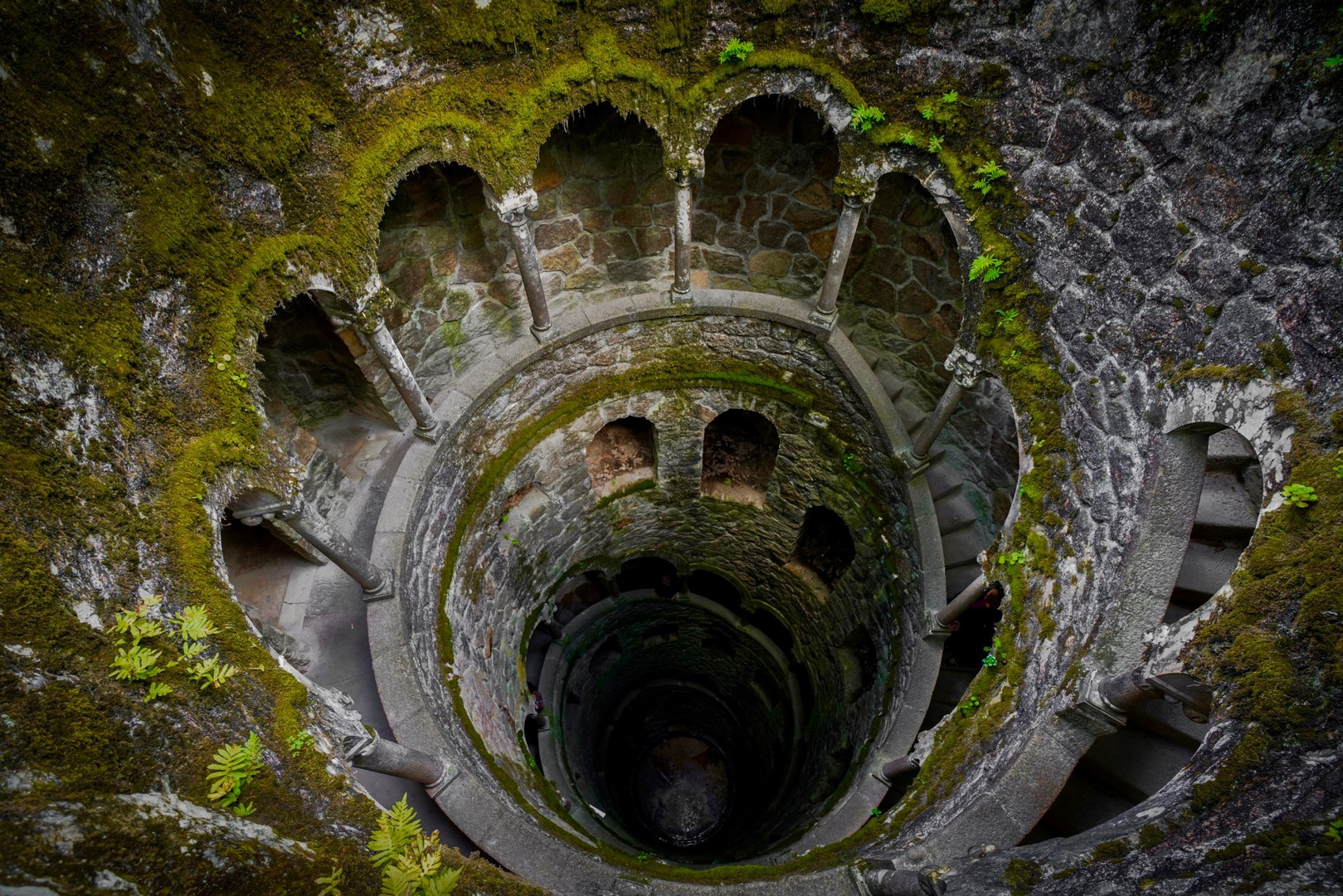  Quinta da Regaleira - von oben nach unten 