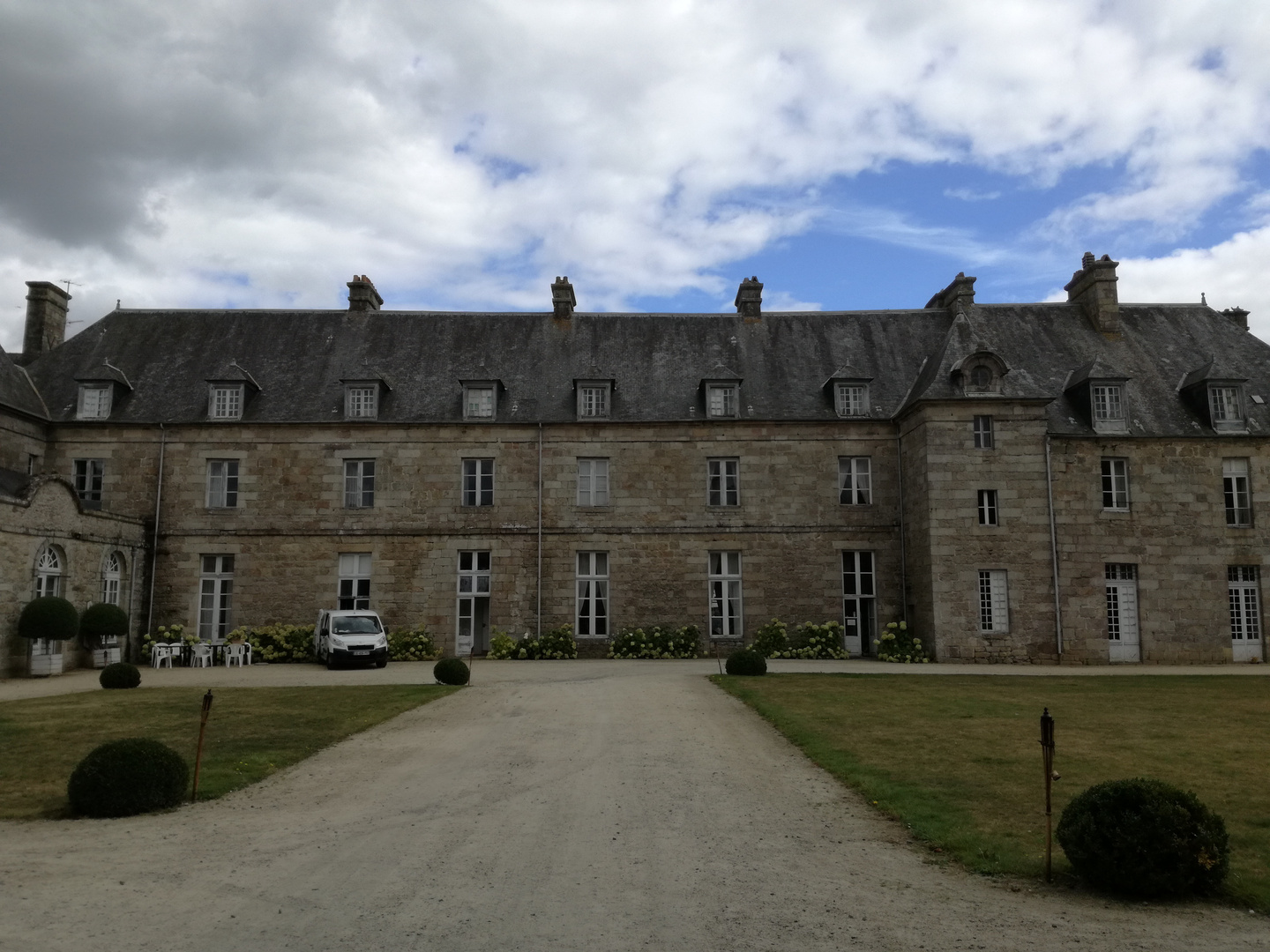 Quintin et ses châteaux, Bretagne