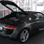 R 8