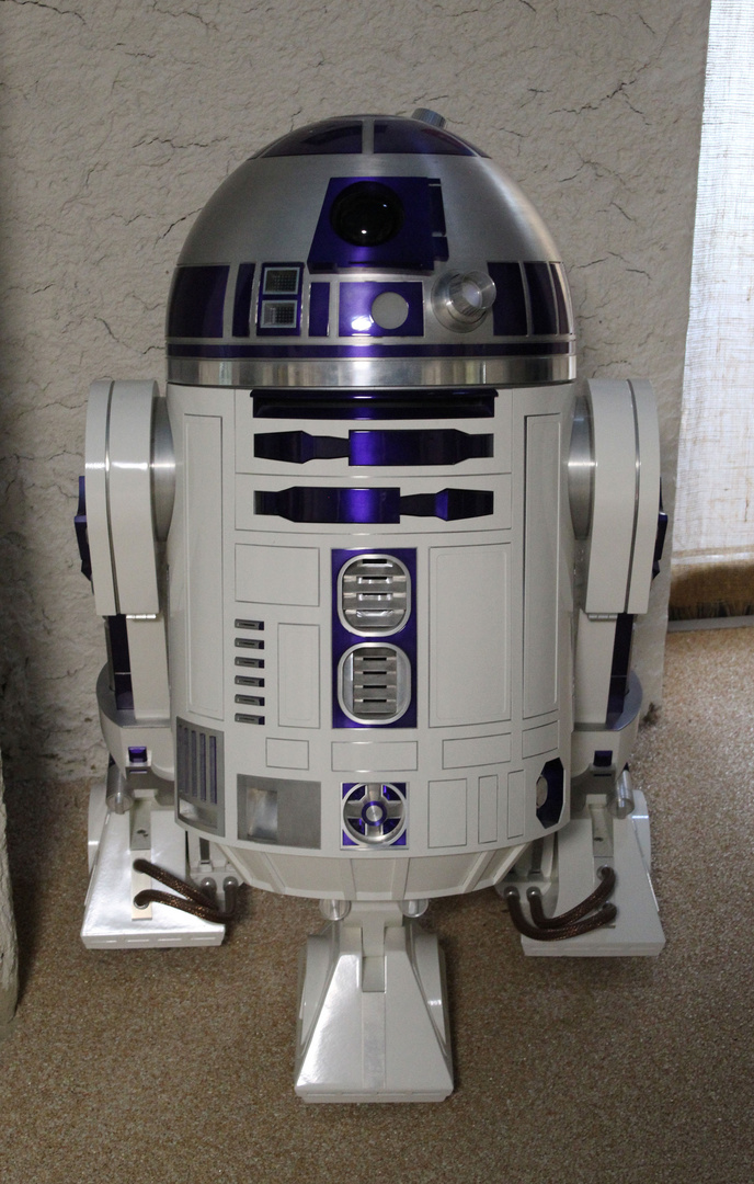  R2 - D2 - DER treue Freund des Filmhelden