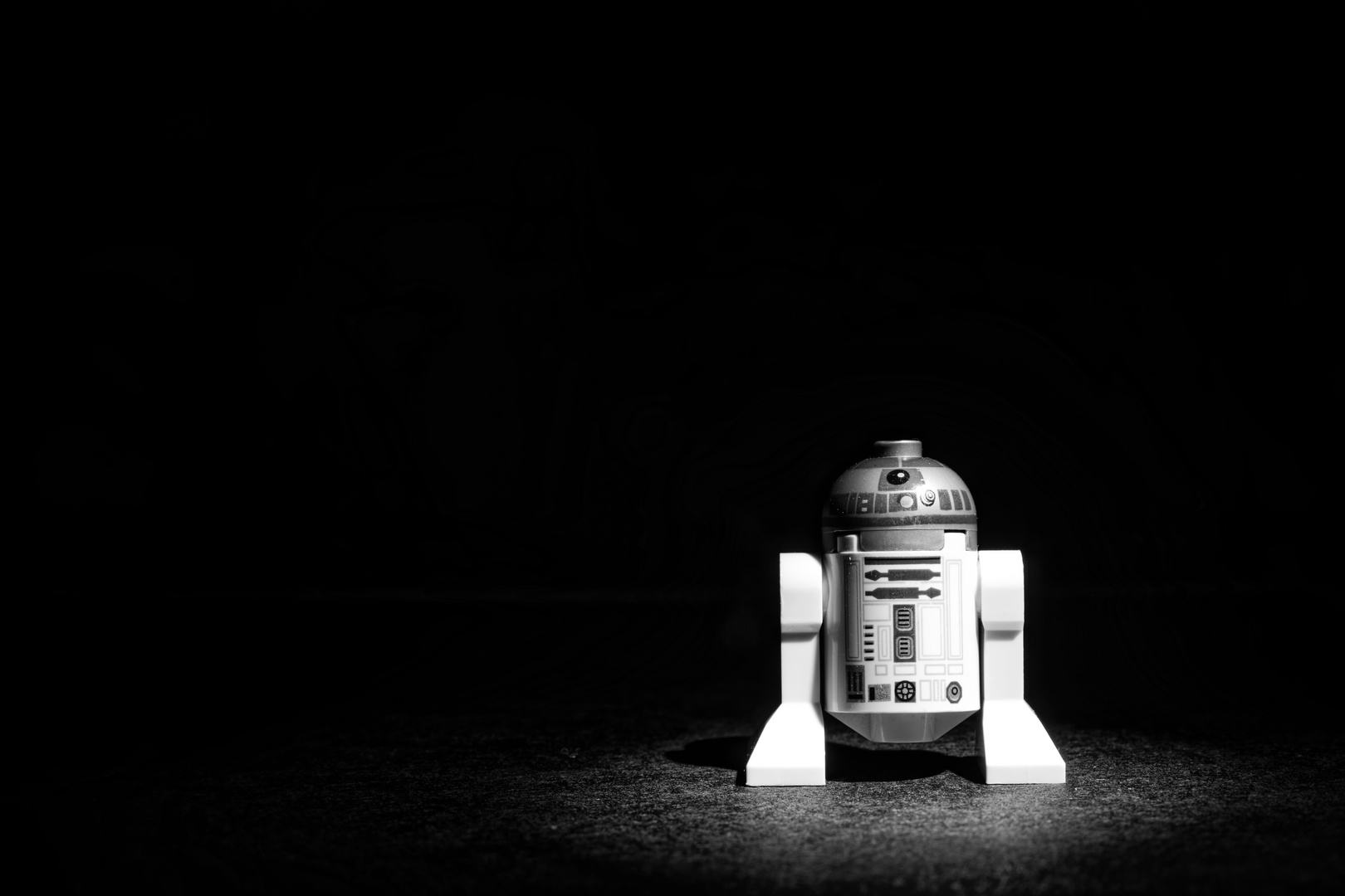 R2D2