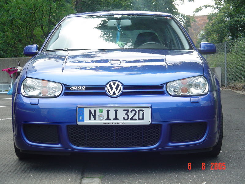 R32 mit Aktueller Front