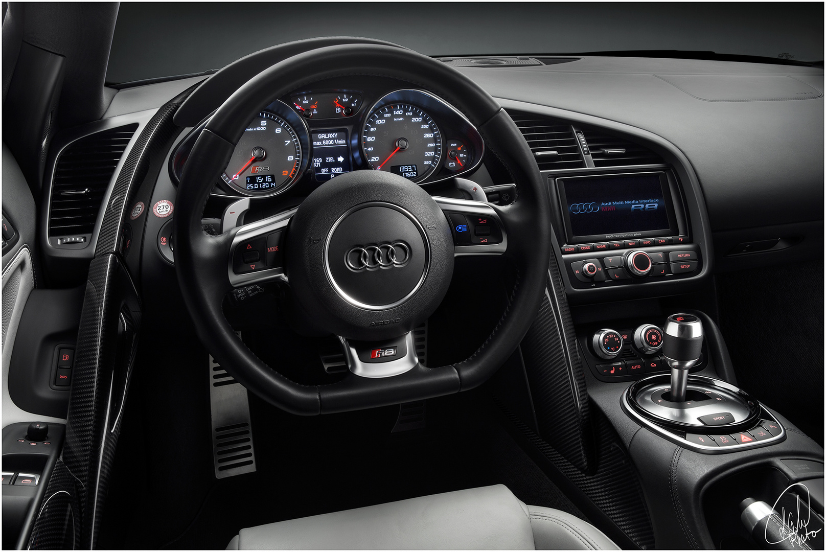 R8 Interieur