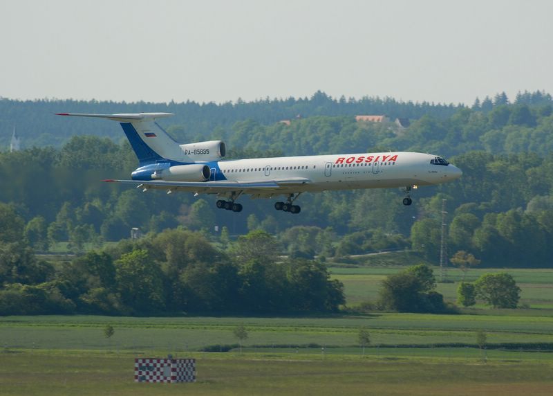 RA-85835 Rossiya Tupolev TU-154M