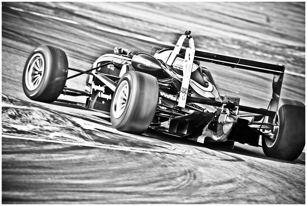 RACE-2 von Thomas Hörster 