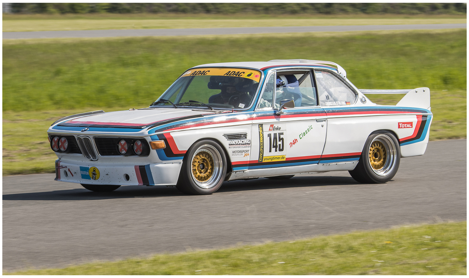 Racing days at Hildes' Heim: BMW E9 3.0 CSL