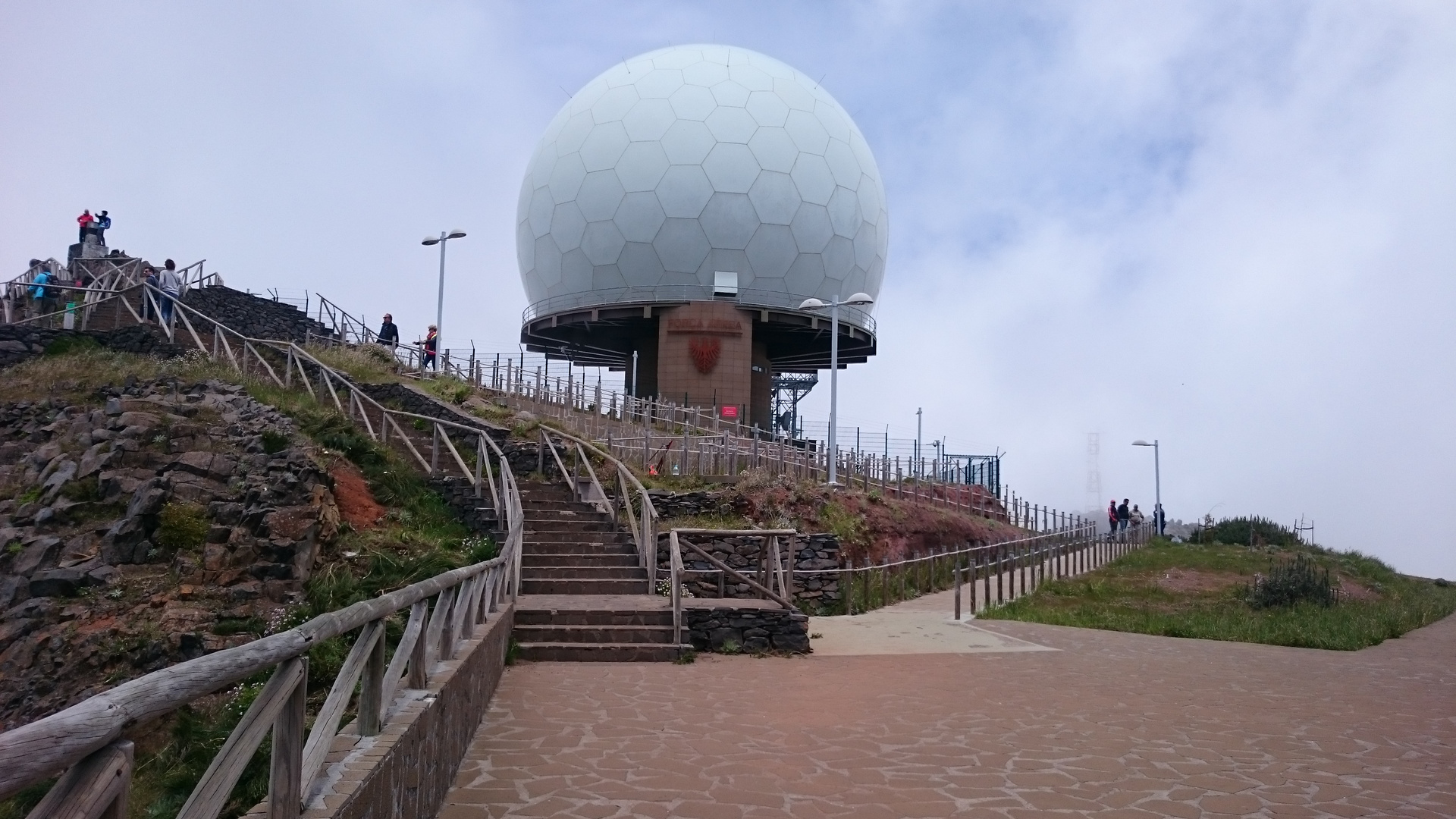 Radarstation auf dem Pico do Arieiro