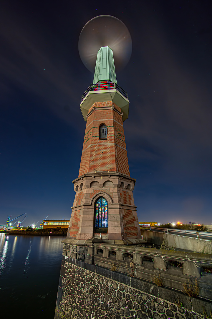 Radarturm im Hamburger Hafen