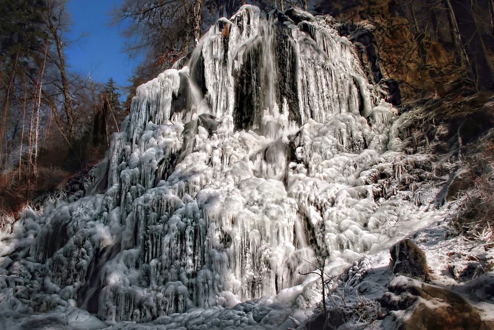 Radau-Wasserfall im Winter 