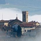 Radda in Chianti bei Nebel