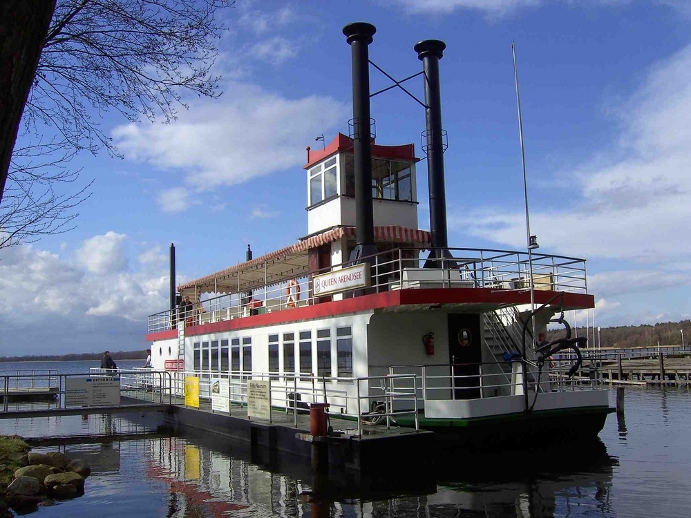 Raddampfer auf dem Arendsee.