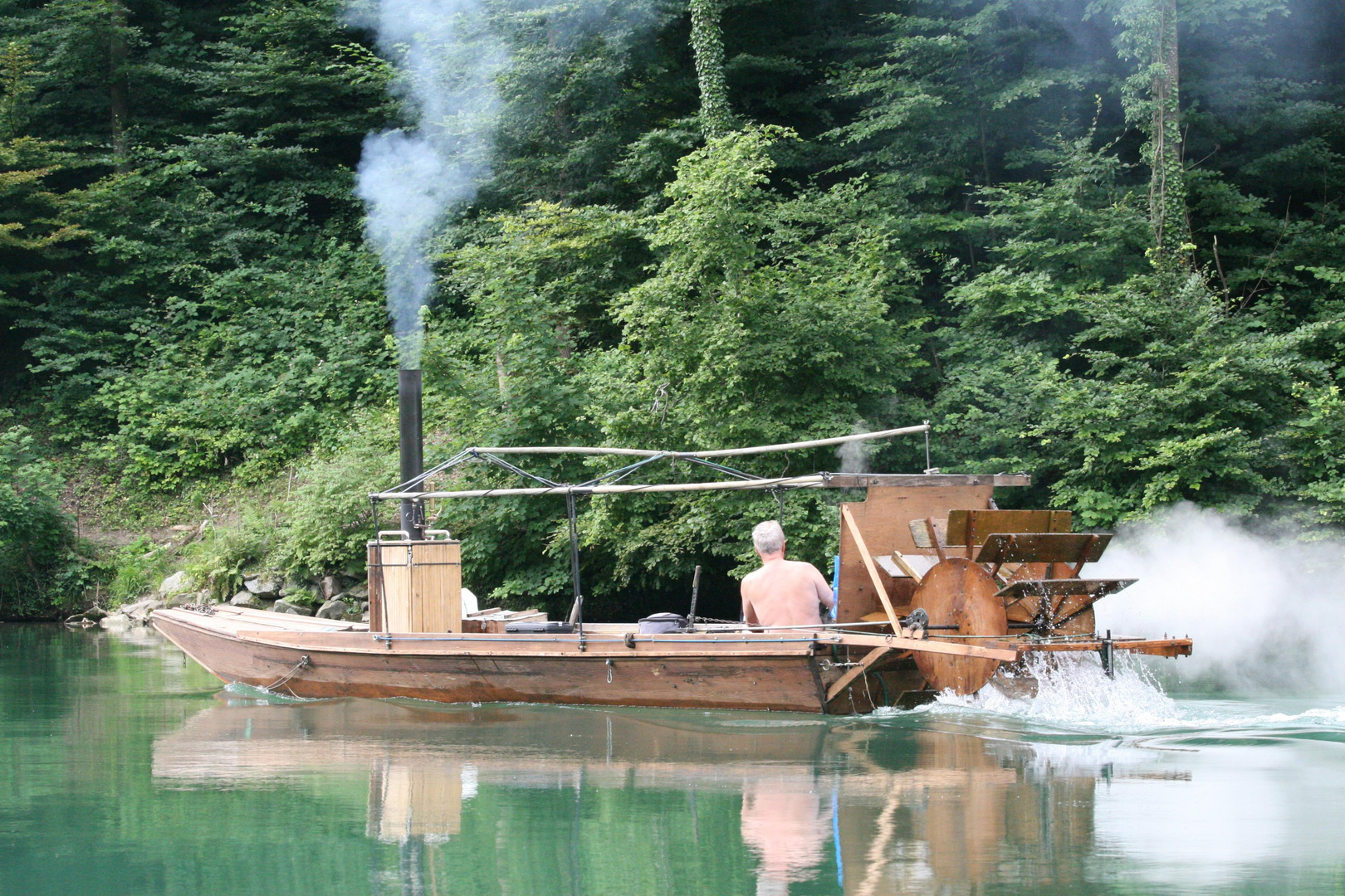 Raddampfer auf dem Rhein