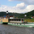 Raddampfer auf der Elbe