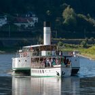 Raddampfer auf der Elbe