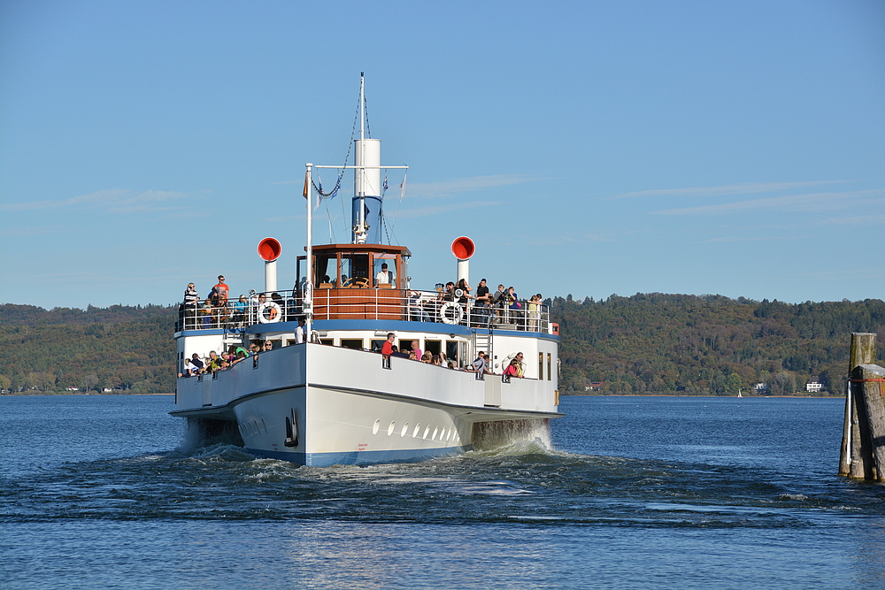 Raddampfer `Diessen´ am Ammersee