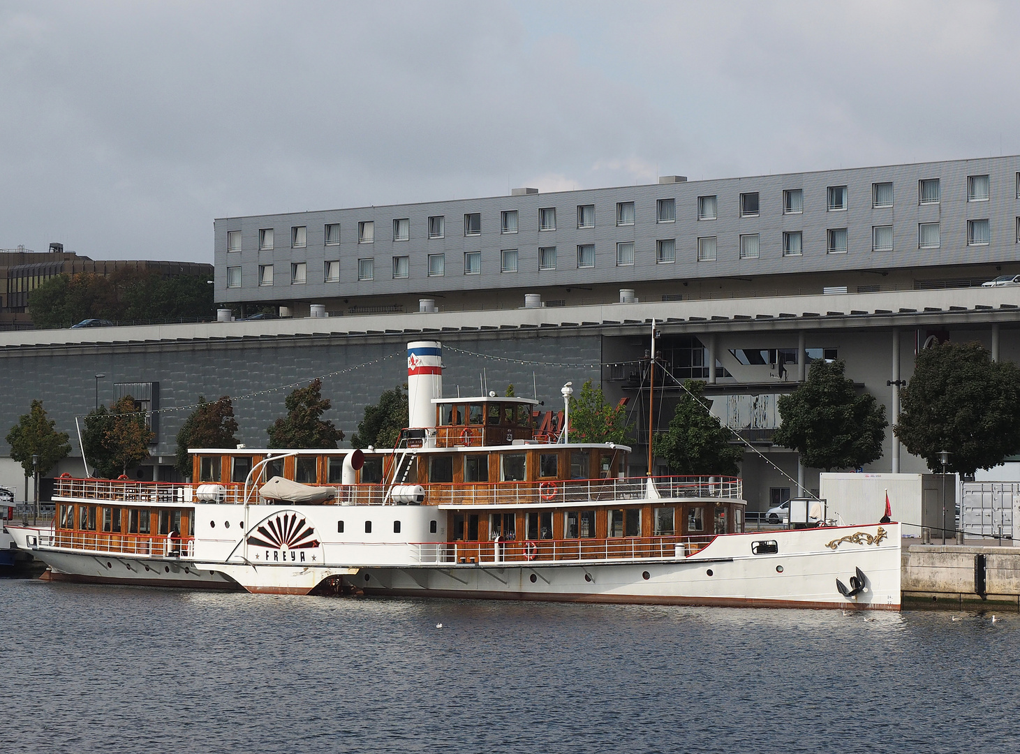 Raddampfer Freya in Kiel