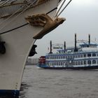 Raddampfer "Louisiana Star" unter der "Gorch Fock"