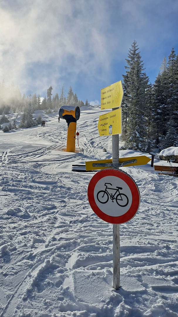 Radfahren verboten !