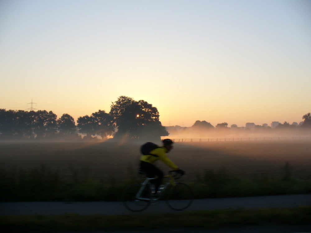 Radfahrer am Morgen