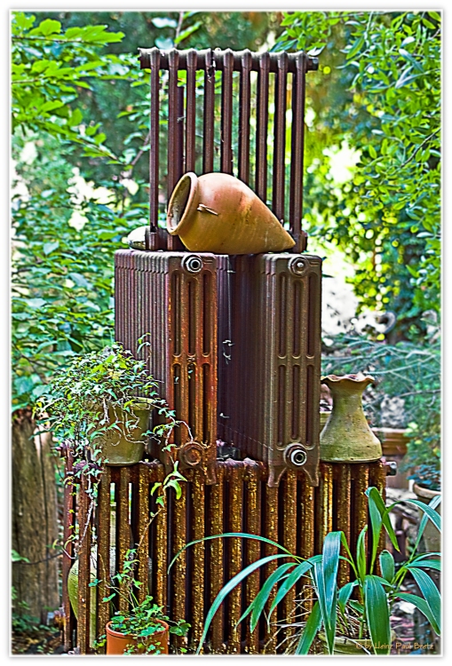 Radiator a florero (Heizkörper mit Blumenvase)