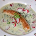  Radieschensuppe mit Kalbsbratwurst 