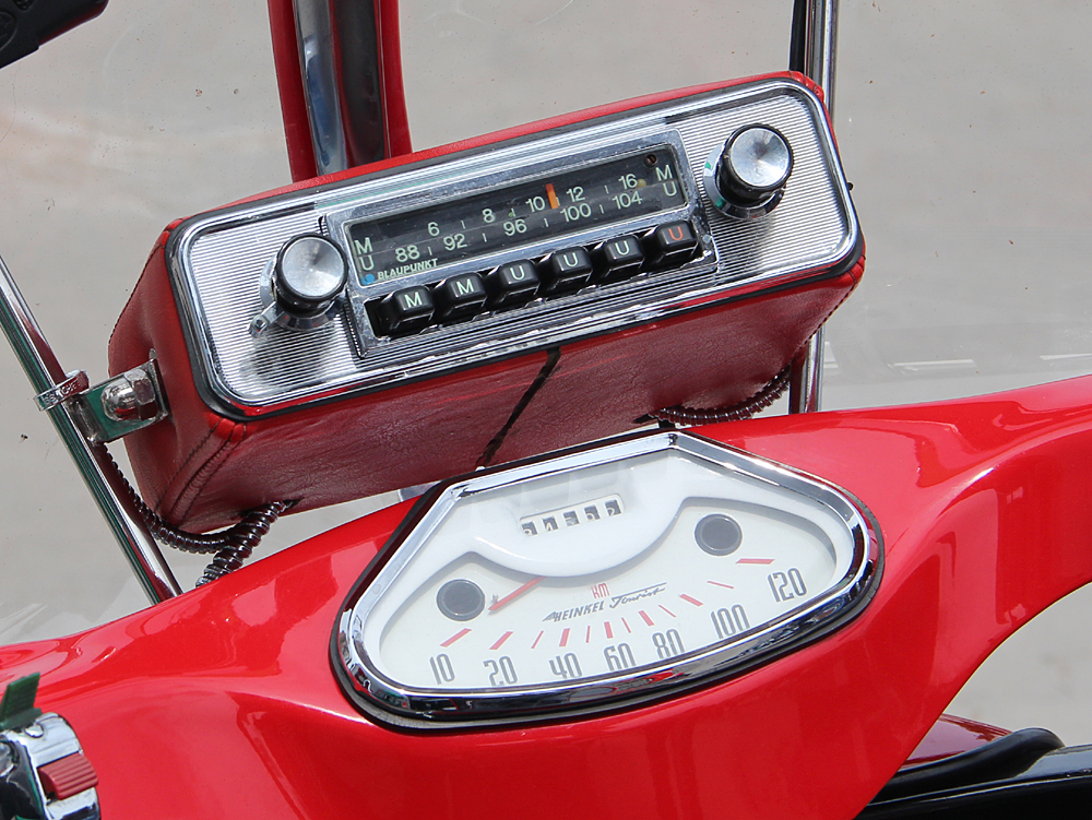 Radio an Heinkel Roller