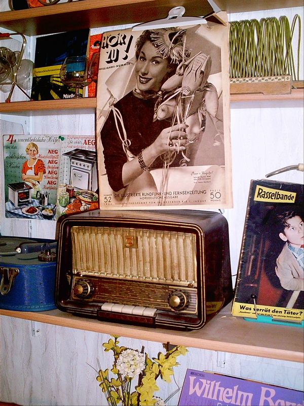 Radiohören 1954 in Einbeck