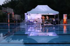 RadioLiveTheater im Schwimmbad