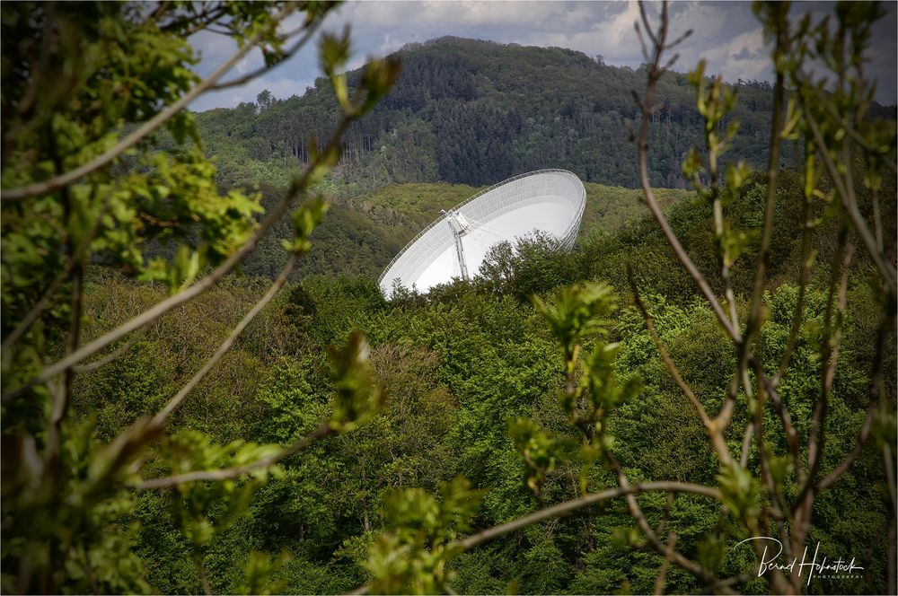 Radioteleskop Effelsberg.... Verbindung ins All