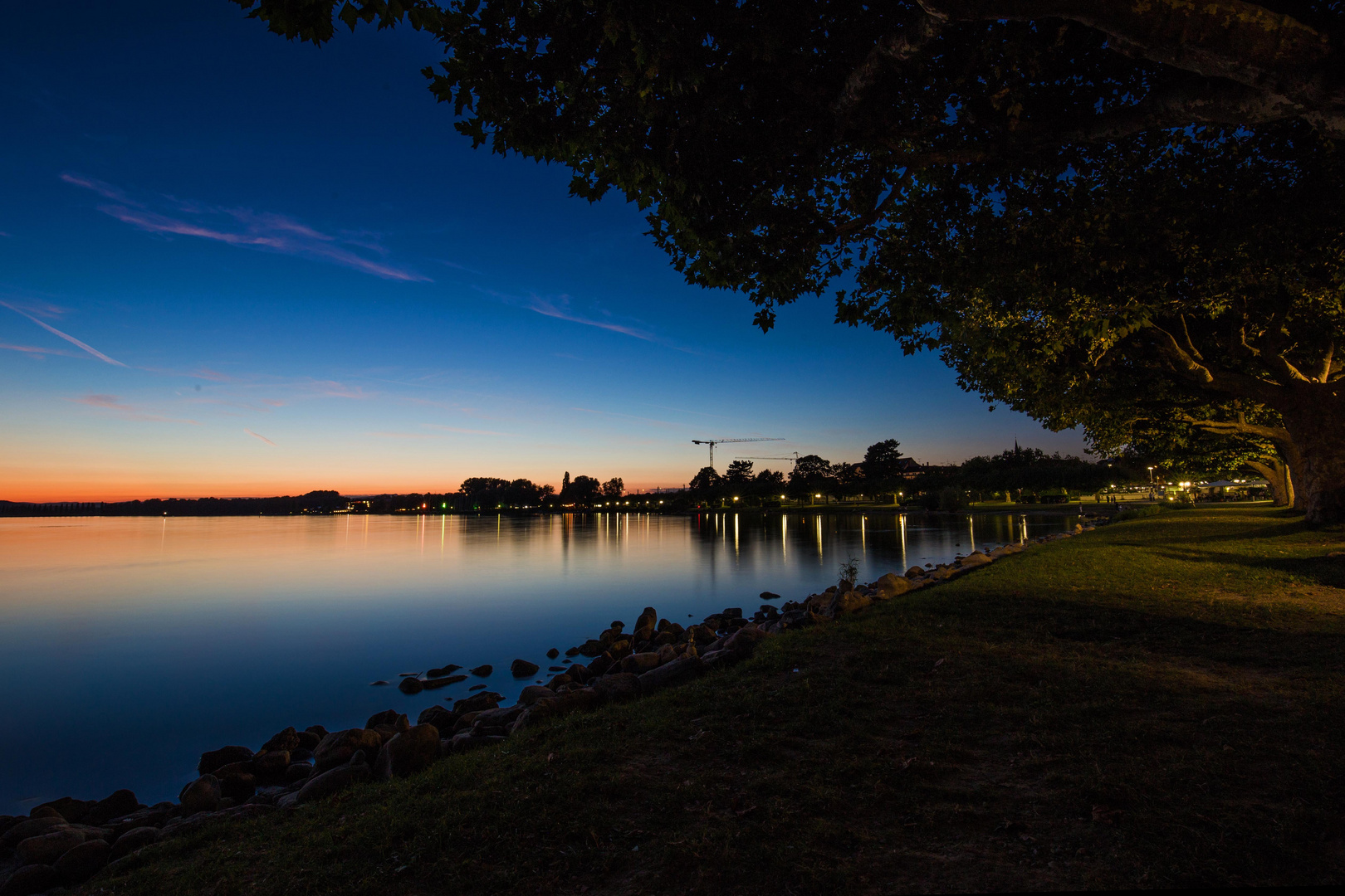 Radolfzell zur Blauen Stunde am See