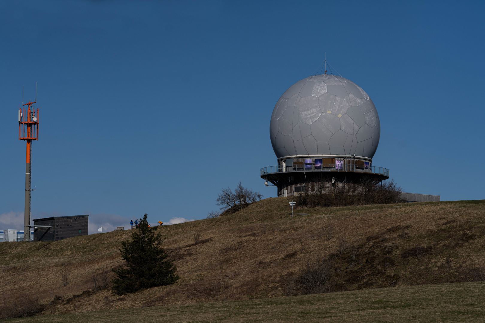Radom auf der Wasserkuppe Foto & Bild frühling, natur, landschaft