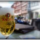 Radtour am Main   -  in einer P A U S E  -   ein erfrischendes Pils sei erlaubt.