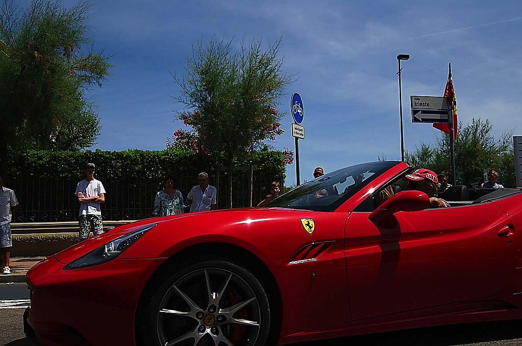 Raduno delle Ferrari a Pesaro.....il mito del cavallino.