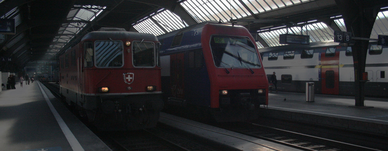 RAe 4/4 und die S-Bahn Re450-Steuerwagen