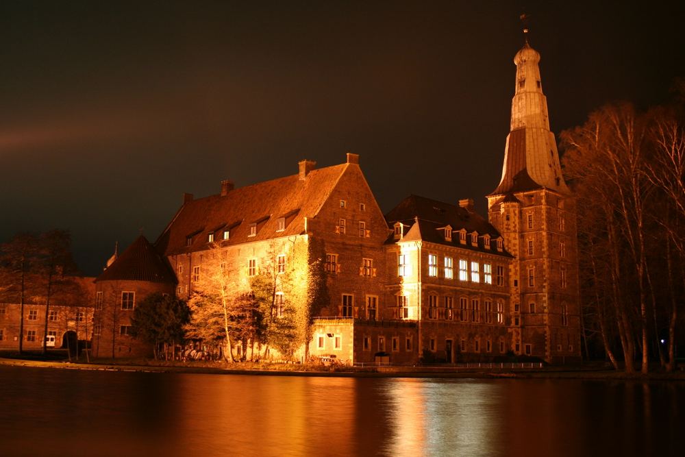 Raesfelder Schloß by night