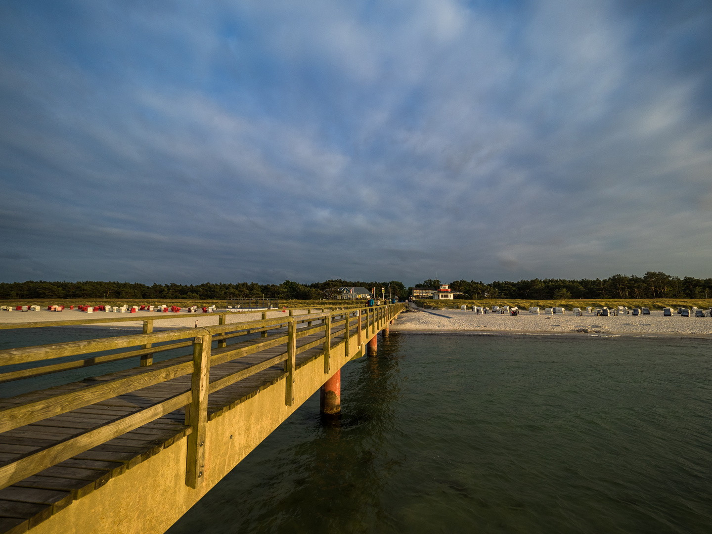 Rätsel: Wer weiss wo diese Seebrücke ist?