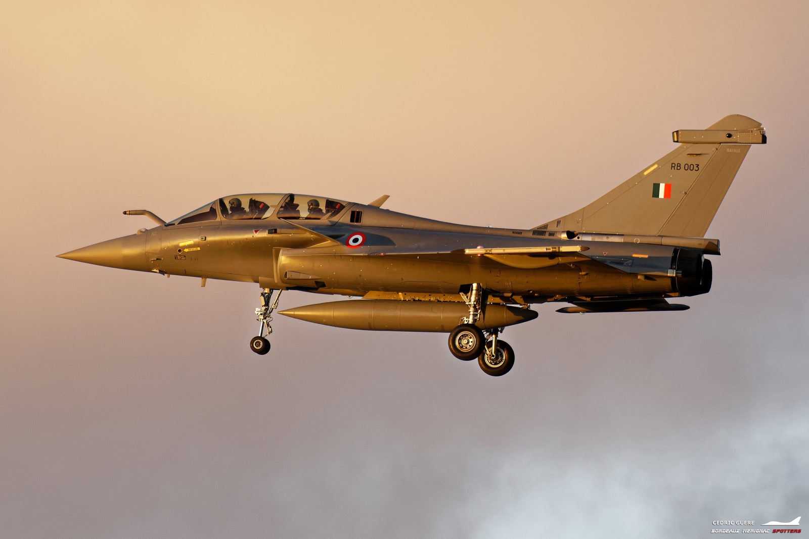 Rafale au soleil couchant