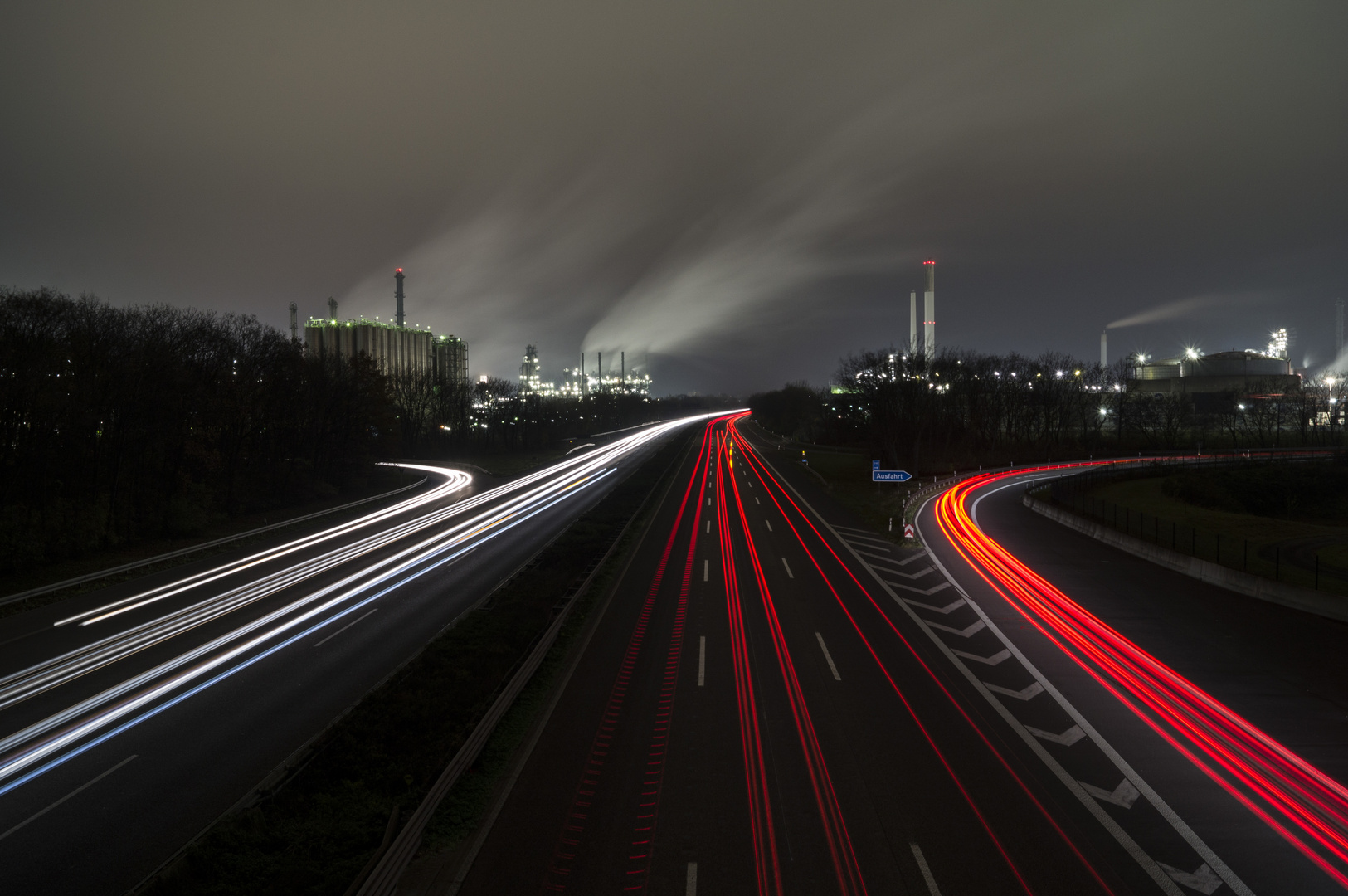 Raffinerie Autobahn