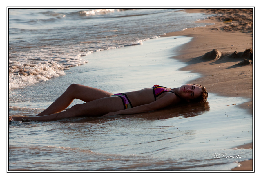 Ragazza 16enne al mare