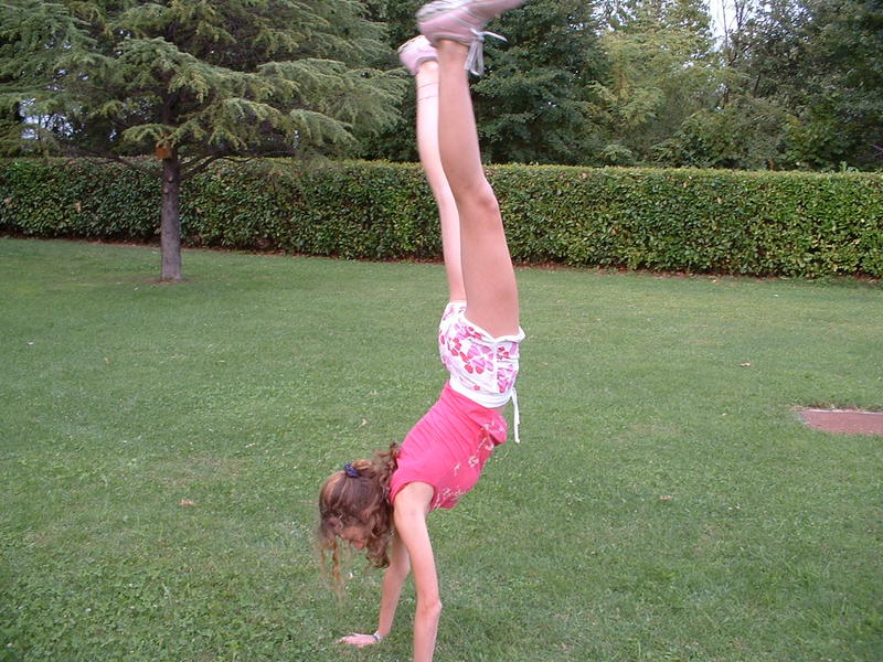 Ragazza in verticale