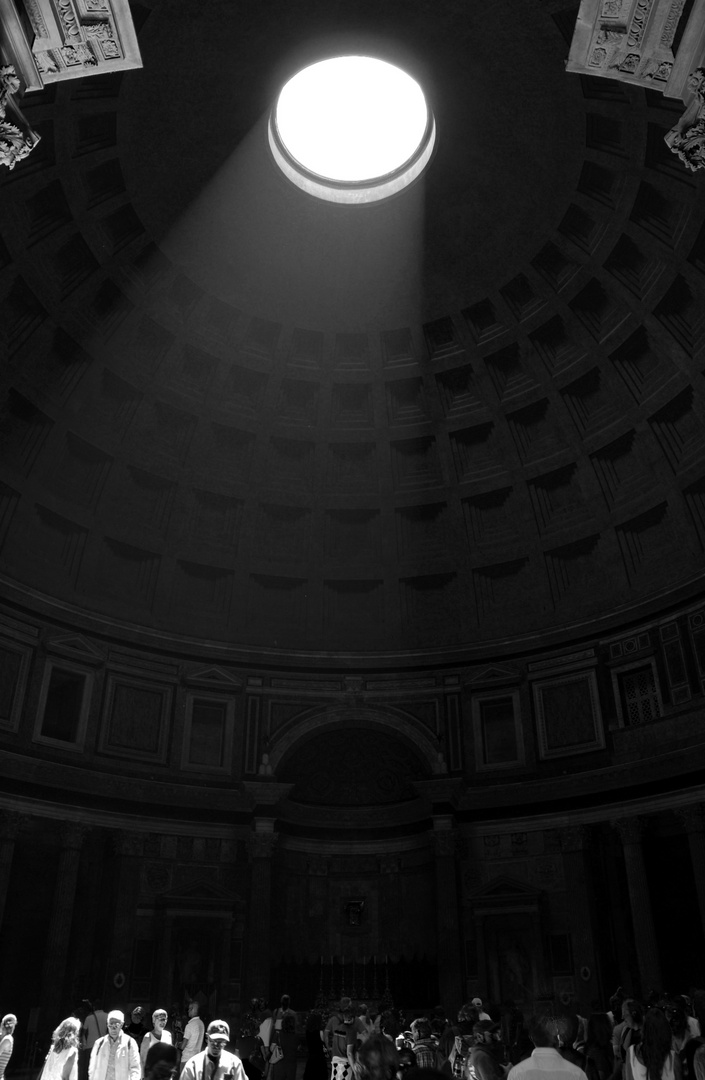 Raggio di Sole nel Pantheon