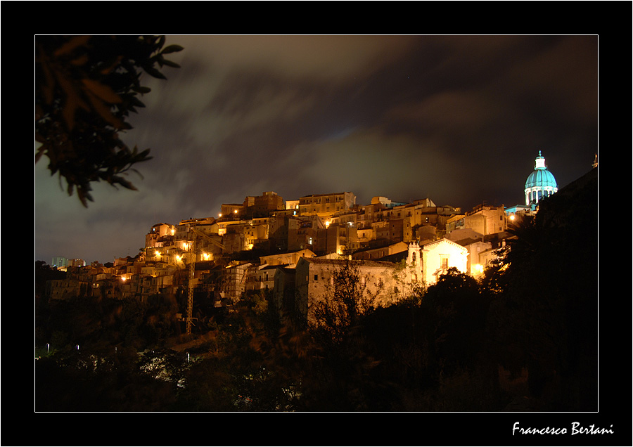 Ragusa by night