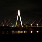 Raiffeisenbrücke Neuwied bei Nacht