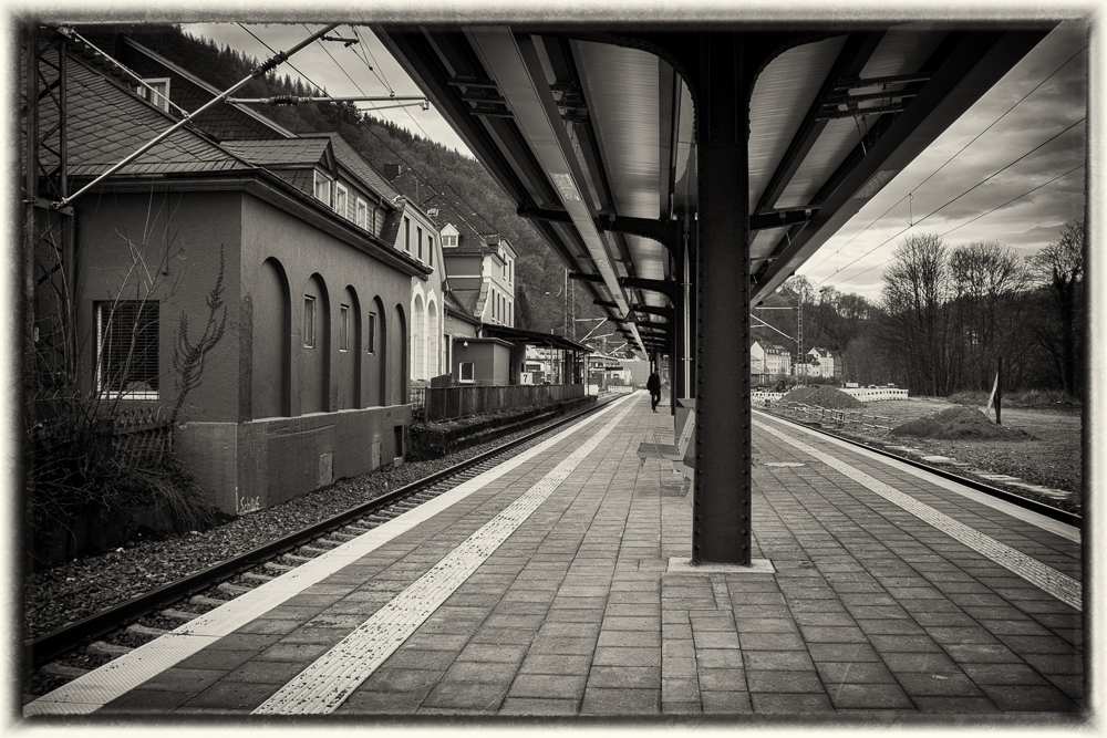 railroad station altena