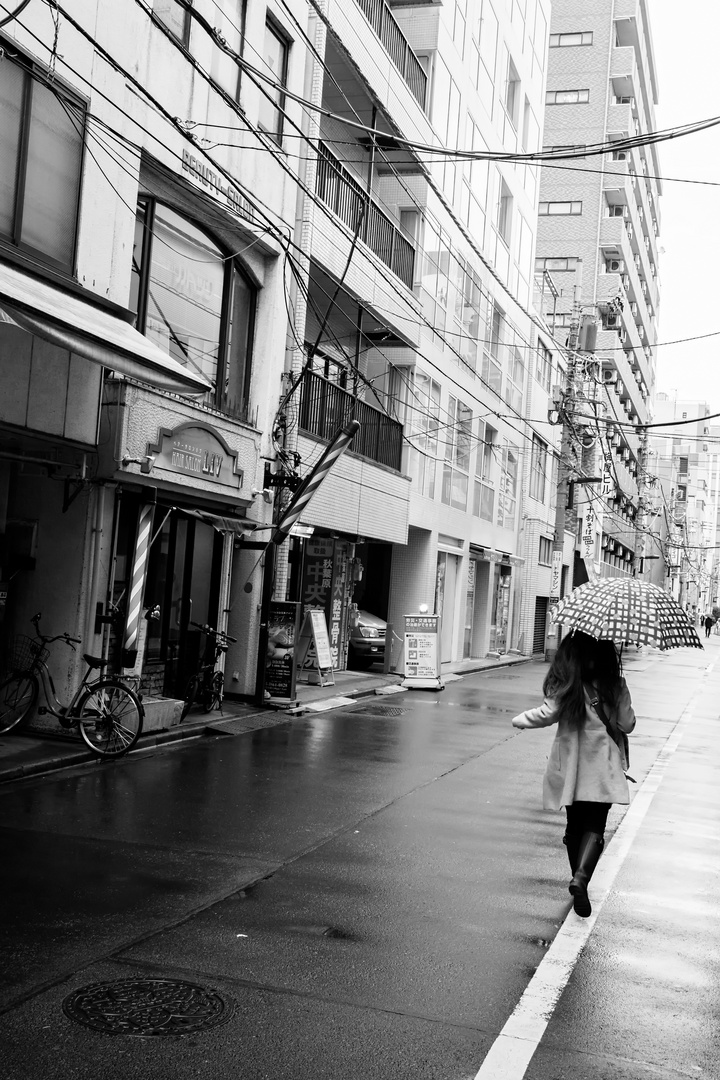 rain away tokyo girl