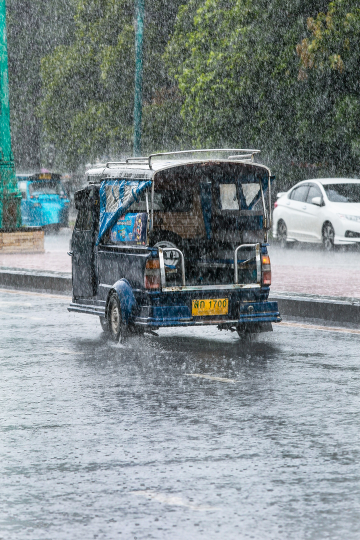 Rain in Ayutthaya