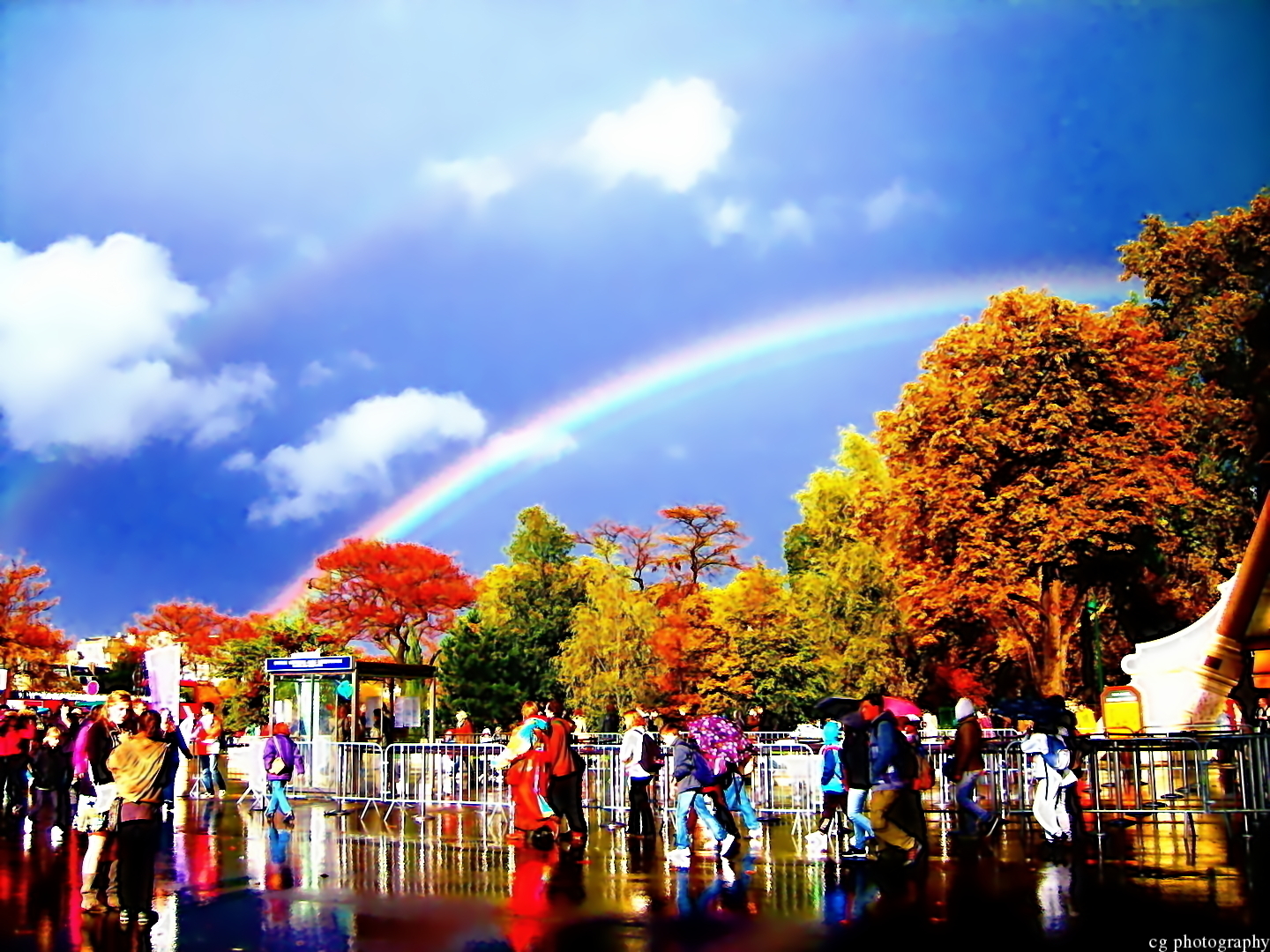 rainbow at the eiffel tower